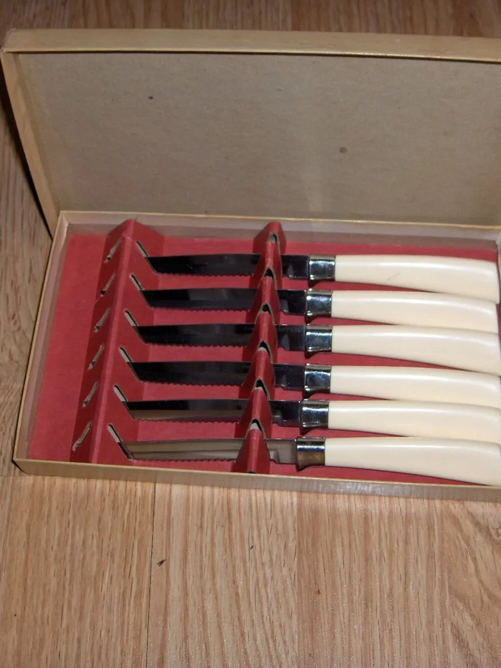 Vintage Steak Knife Set, and Similar Boning-Slicing Knife